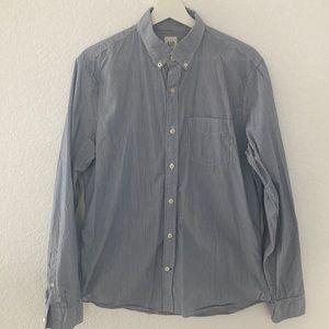 GAP Brand (not factory outlet) Medium Long Sleeve Button Down Shirt, White Blue